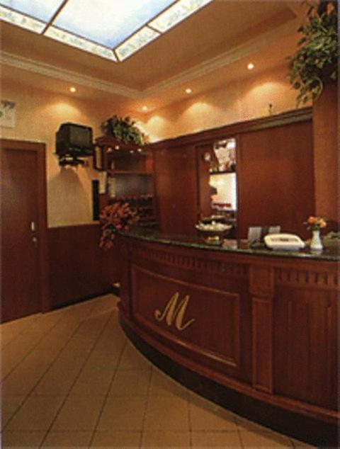 Hotel La Maddalena Quattro Castella Екстериор снимка